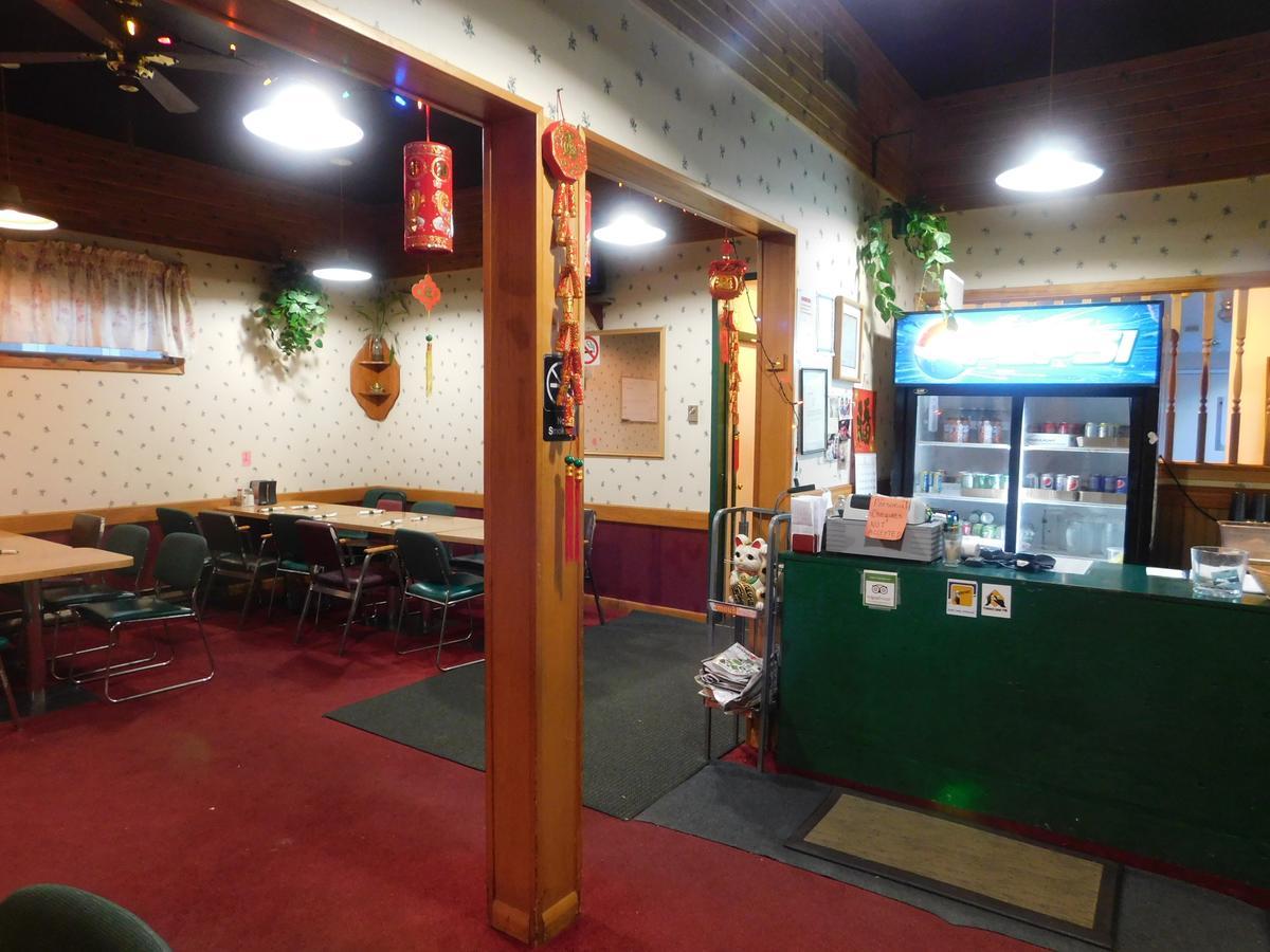 The Lakeview Inn Lac du Bonnet Екстериор снимка
